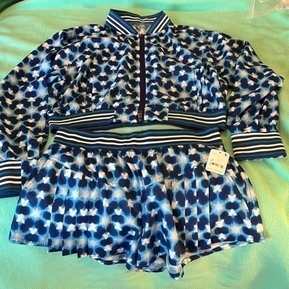Free People SET Cropped Jacket And Shorts Size Medium NWOT